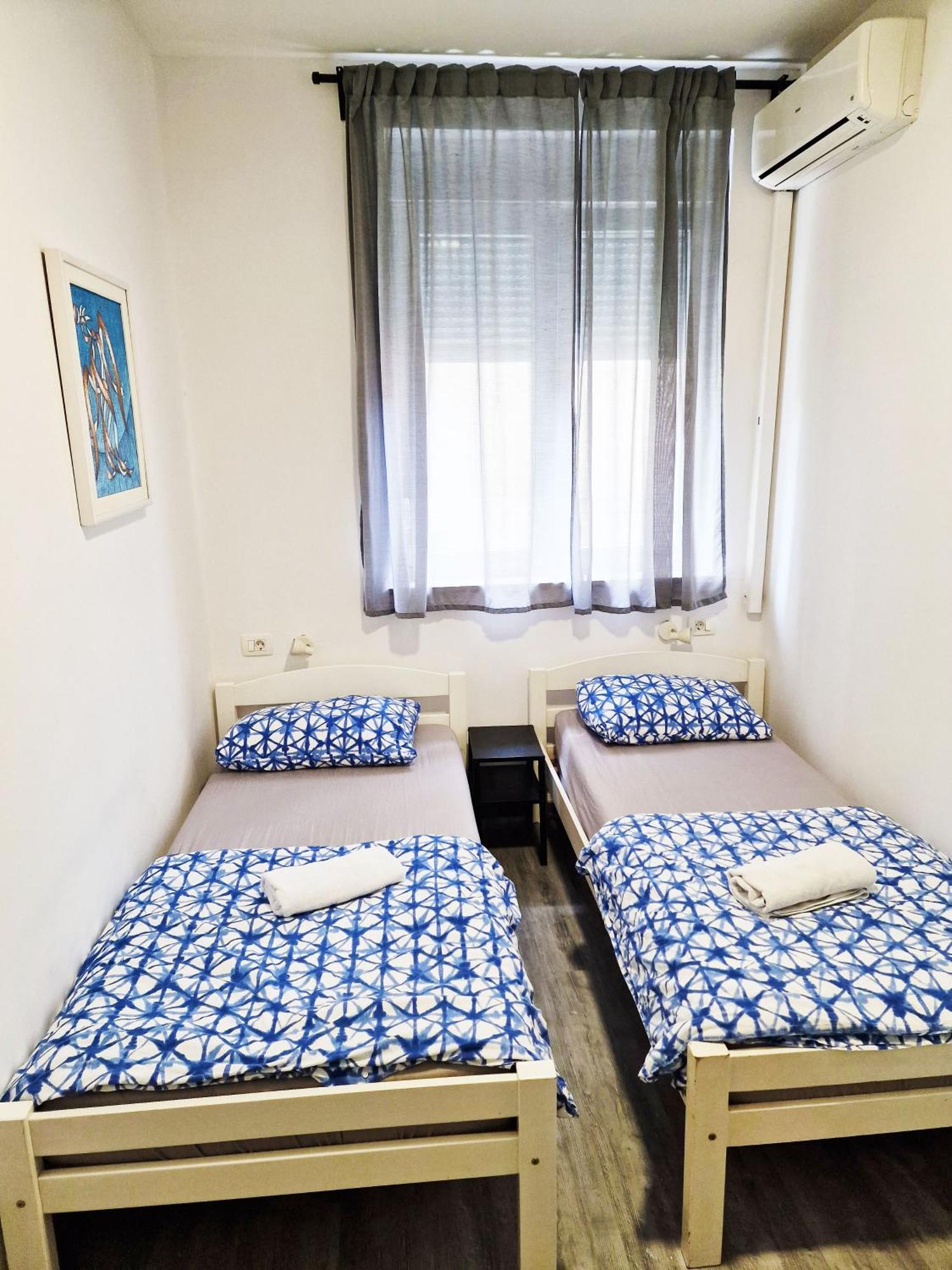 Croparadise Hostel สปลิท ภายนอก รูปภาพ